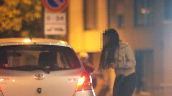 Pensionato rapinato in auto, condannate due prostitute