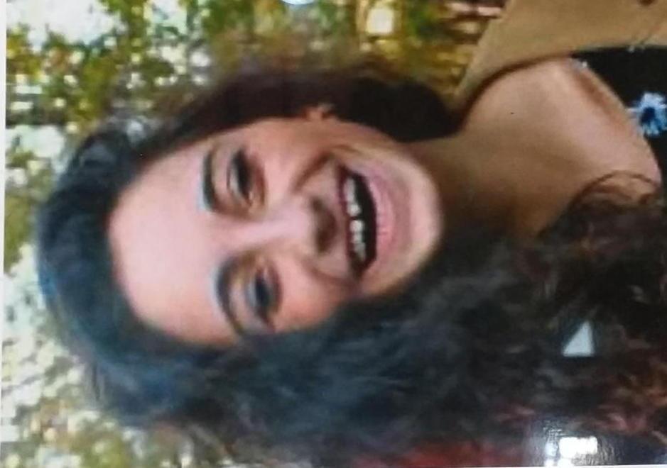 Il commosso addio alla ventitreenne uccisa da un tumore «Ora parla alla luna» 