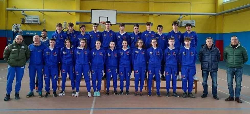 Una divisa stile college per gli studenti del liceo: «Vanto del territorio» 