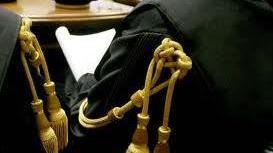 Minaccia la sua ex con una spranga, comincia il processo