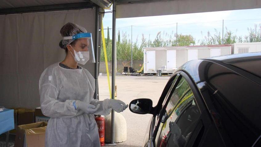 l “drive through” della Misericordia in via Galcianese (foto Batavia)
