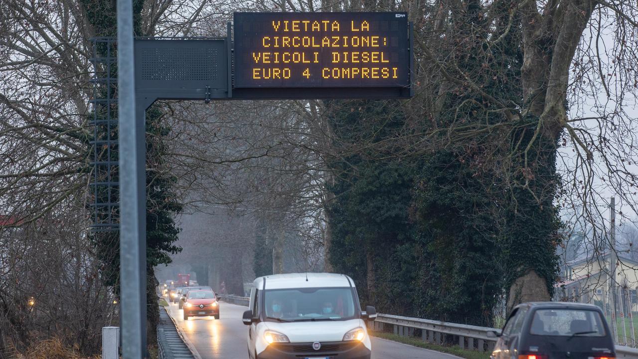 Emergenza smog, tornano gli stop ai diesel Euro 4