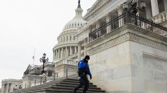 Usa: l'Fbi arresta capo 'Oath Keepers' per assalto a Capitol