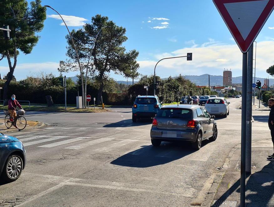 Viale Alfieri con l'onda verde e via la ciclabile al Nautico. Ecco le proposte dell'Aci per Livorno 