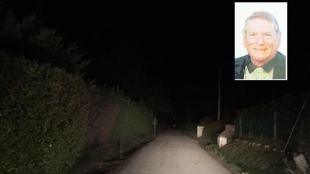 Via delle Buchette la notte in cui è stato trovato il corpo e, nel riquadro, una foto di Michele Imbordino concessa dalla famiglia
