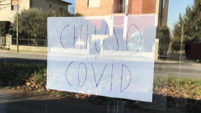 Sempre più negozi chiusi per colpa del Covid «Vogliamo una indennità»