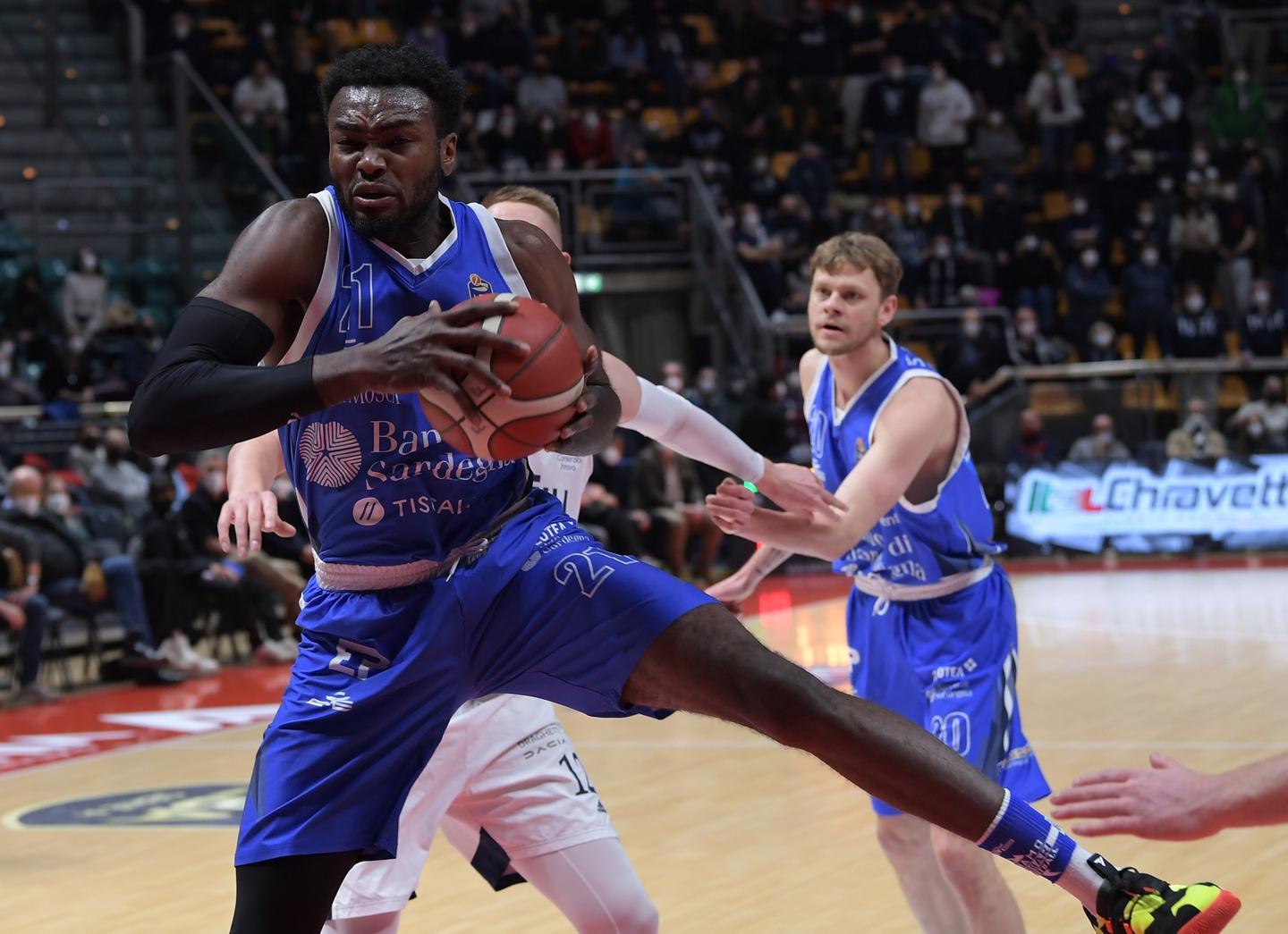 Il Banco parte male, si rialza e si prende vittoria e serenità 