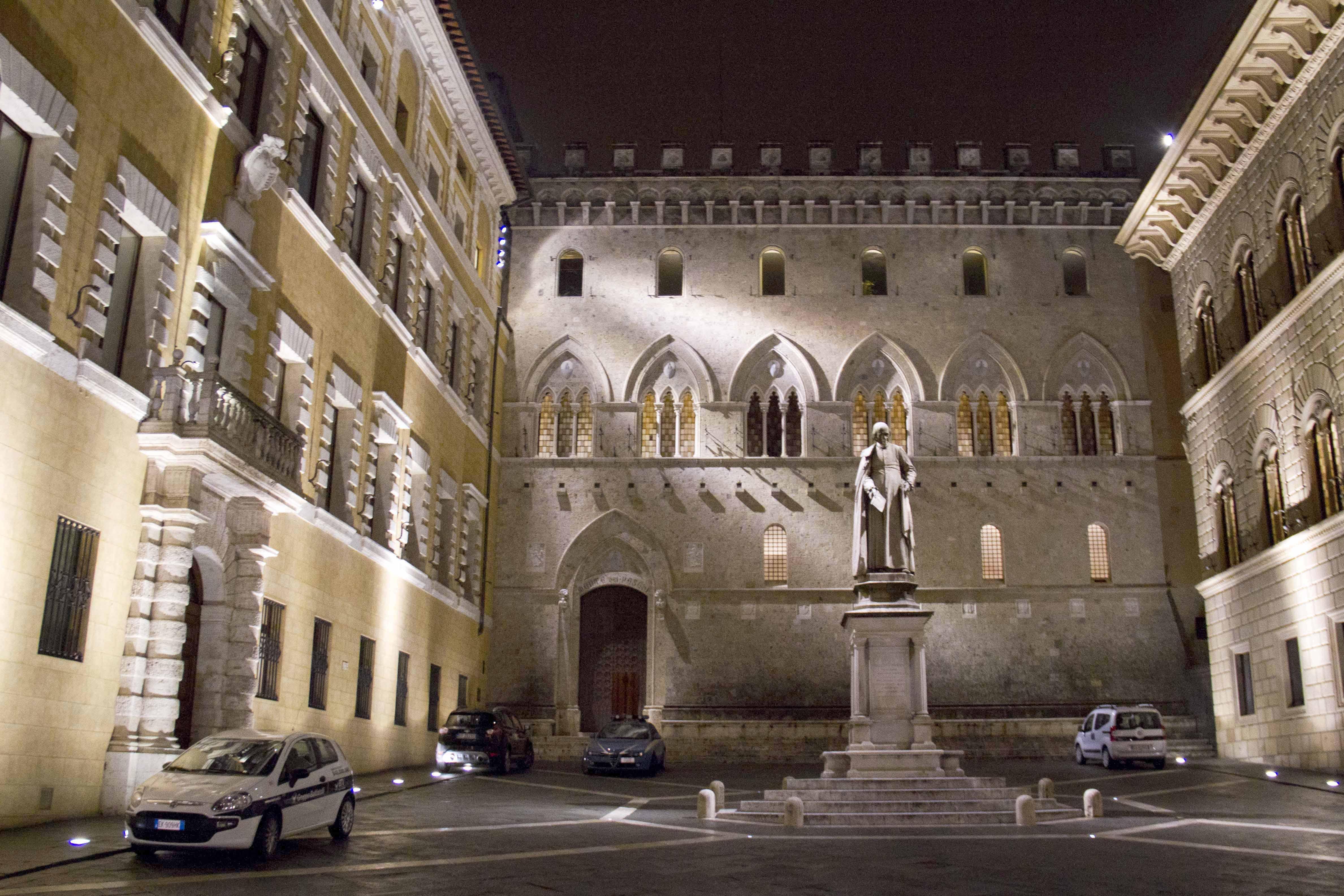 Nuova perizia sulle email del suicidio di David Rossi