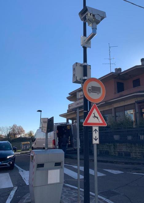 Maranello, le “prove” del velox: superati 3mila volte i limiti di velocità lungo via Abetone 