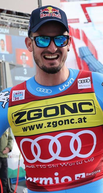 Odermatt troppo veloce per tutti Bene gli azzurri Paris e Innerhofer