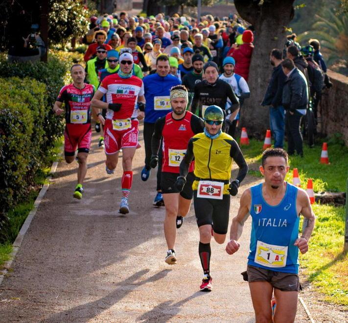 Fine settimana a tutto sport tra la piscina e le Mura