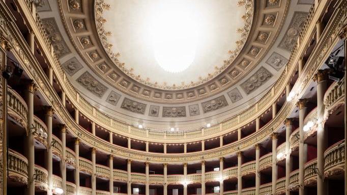 Cento abbonamenti gratis per i giovani meno abbienti