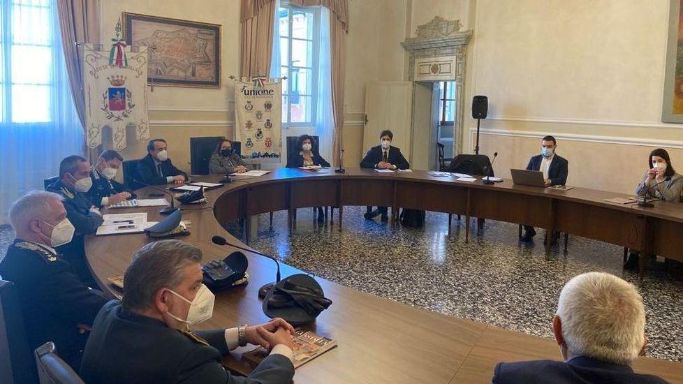 Il prefetto Rolli coinvolge i sindaci «Bisogna proteggere l’economia locale»