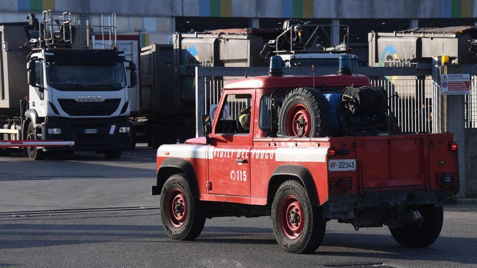 Mezzi di soccorso alla Revet, dove avvenne la tragedia nel settembre del 2017