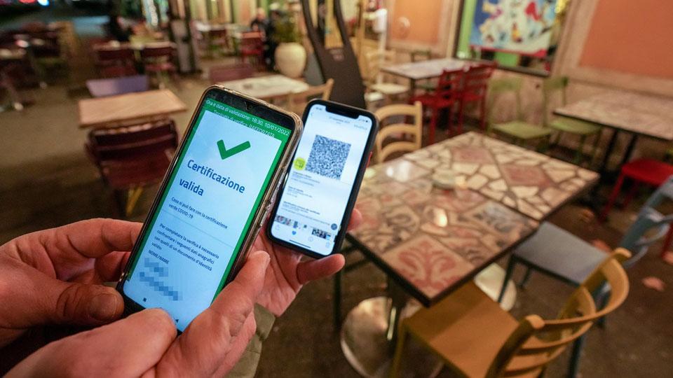 Coronavirus, i chiarimenti all'ordinanza di Giani: per tornare a lavorare serve il certificato dell’Asl