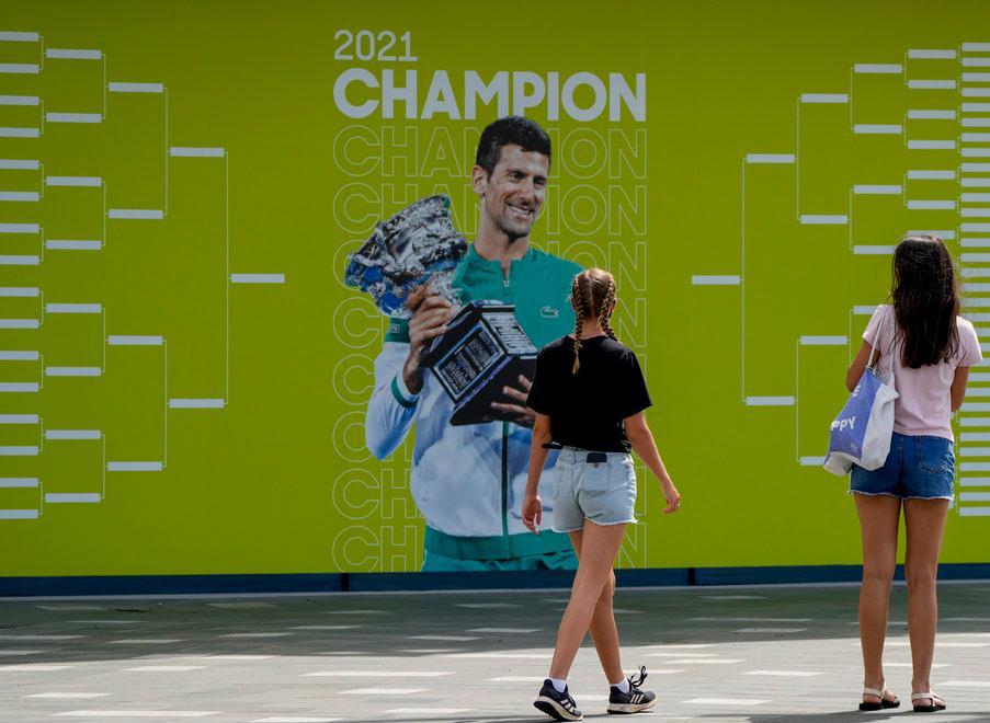 Djokovic, domani la decisione finale Il governo ancora stoppato dai giudici 