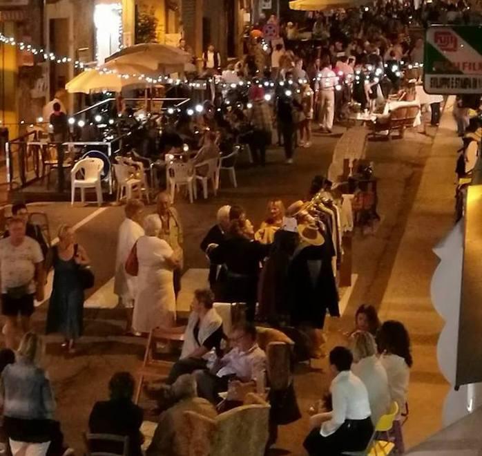 Via Tesi pedonale tutta estate? Petizione con 380 firmatari 