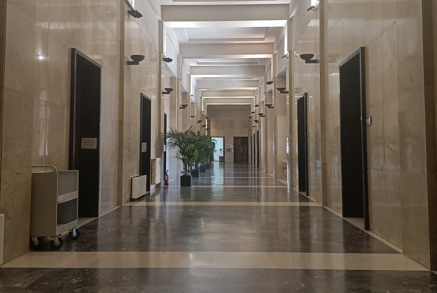 Falso, condannati titolare di autoscuola e corsisti 