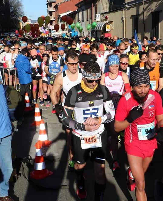 In 2.000 ai blocchi di partenza per la White Marble Marathon 
