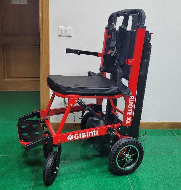 Montascale elettrico A segno la solidarietà