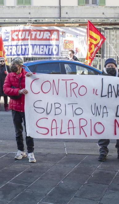 Sos appalti, i licenziati Mt a tu per tu con il ministro 