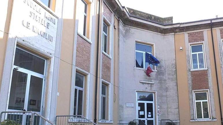 Orario pieno e servizio mensa alle Niccolini