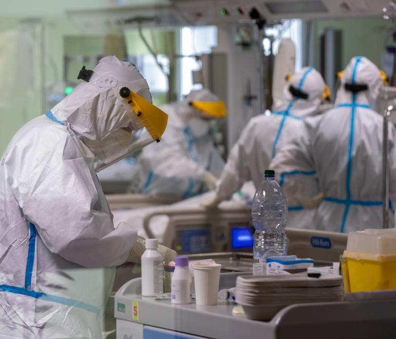 Il virus allenta la presa ma c’è una nuova vittima 