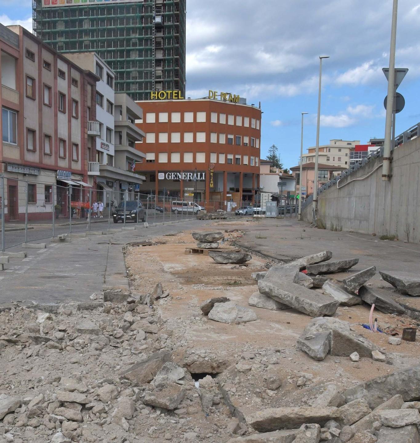 Lavori sul lungomare, cambia ancora la viabilità