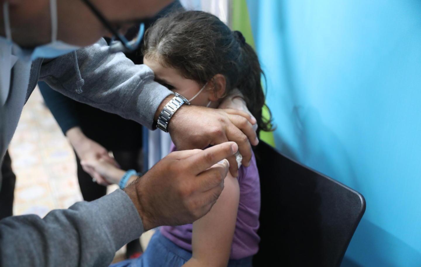 Medici e bambini, il virus non fa sconti 