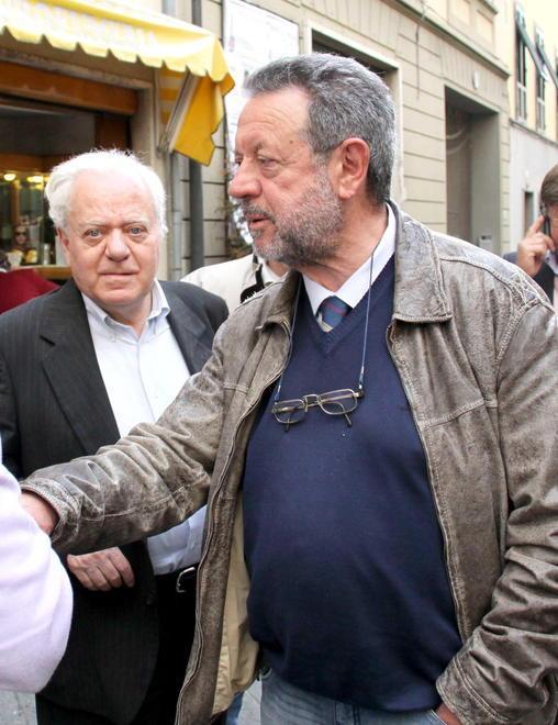 L’ex sindaco di Camaiore Pezzini: «Il piano col centrodestra è saltato, correremo da soli» 