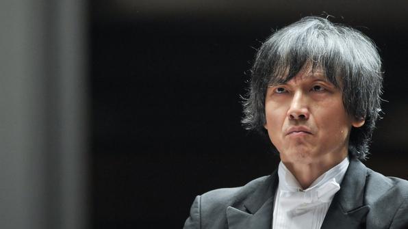 Il maestro direttore d'orchestra Kazushi Ono