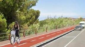 Il popolo delle bici: «Giù le mani dalla ciclovia ad Antignano»