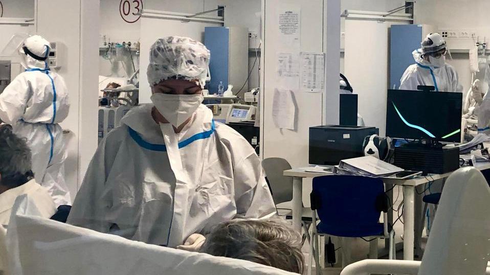 L’addio a cinque pensionati Censiti 1.242 nuovi positivi