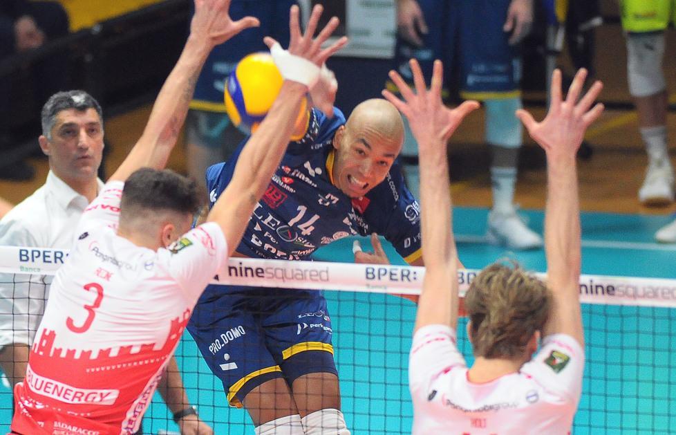 Una brutta Modena cede alla Gas Sales Piacenza ed esce dalla Coppa Italia 