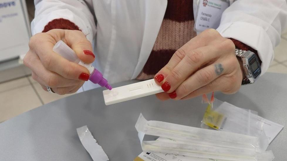 Ferrara, inizio e fine isolamento: iter più veloce In 24 ore il certificato sui fascicoli sanitari