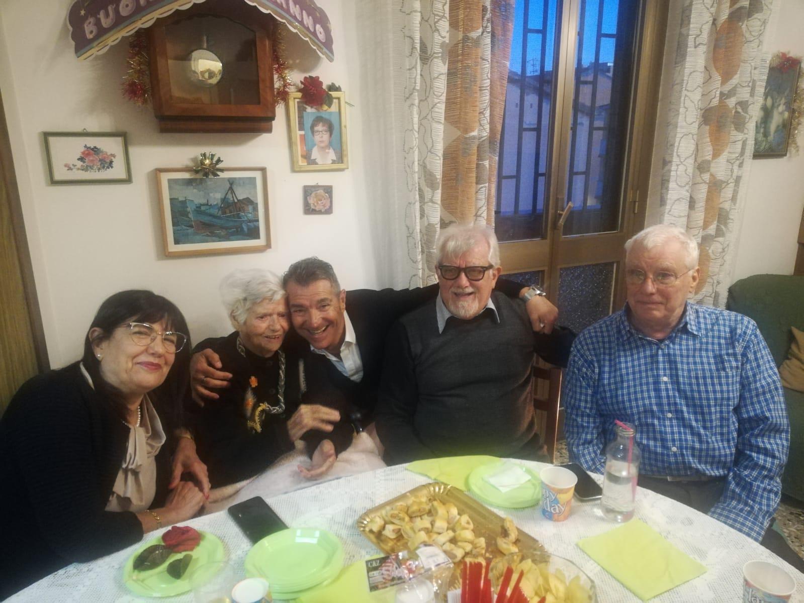 Antonietta Pisano con la sua famiglia