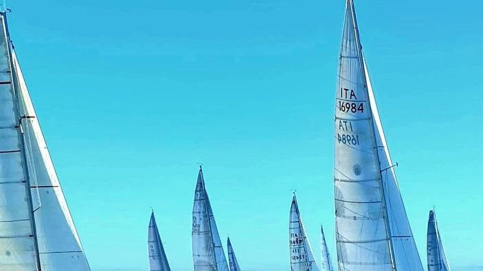 Pazza Idea, Uxor, Iemanja primi nelle competizioni al campionato invernale