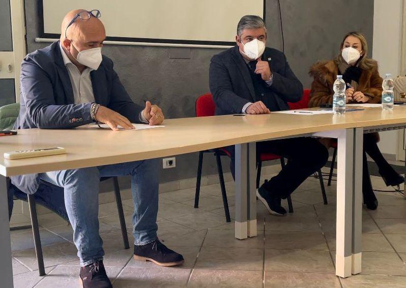 Balneari, assemblea con l’assessore Sanna: impegno per l’isola