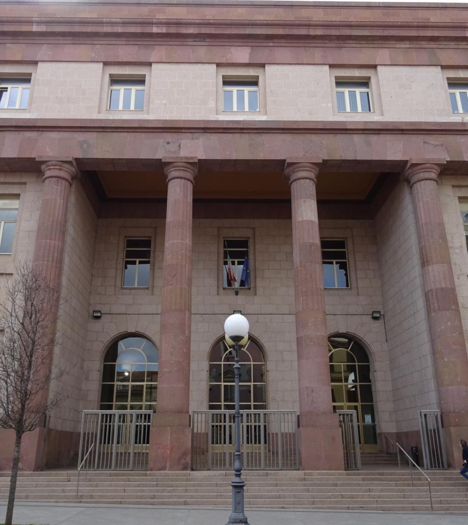 Morto in via Washington accertamenti sul telefono 