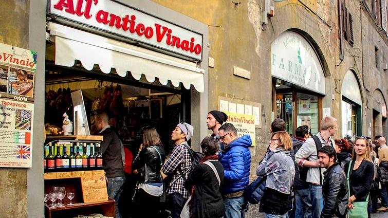 Firenze, selezioni per 50 all’Antico Vinaio: dove apre un nuovo locale e come candidarsi
