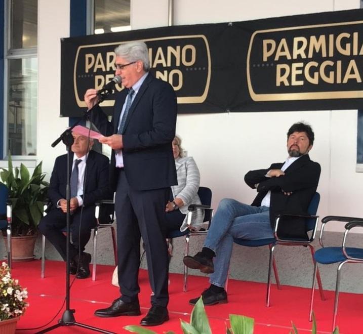 Nicola Bertinelli resta ma «non farà più quel formaggio» 