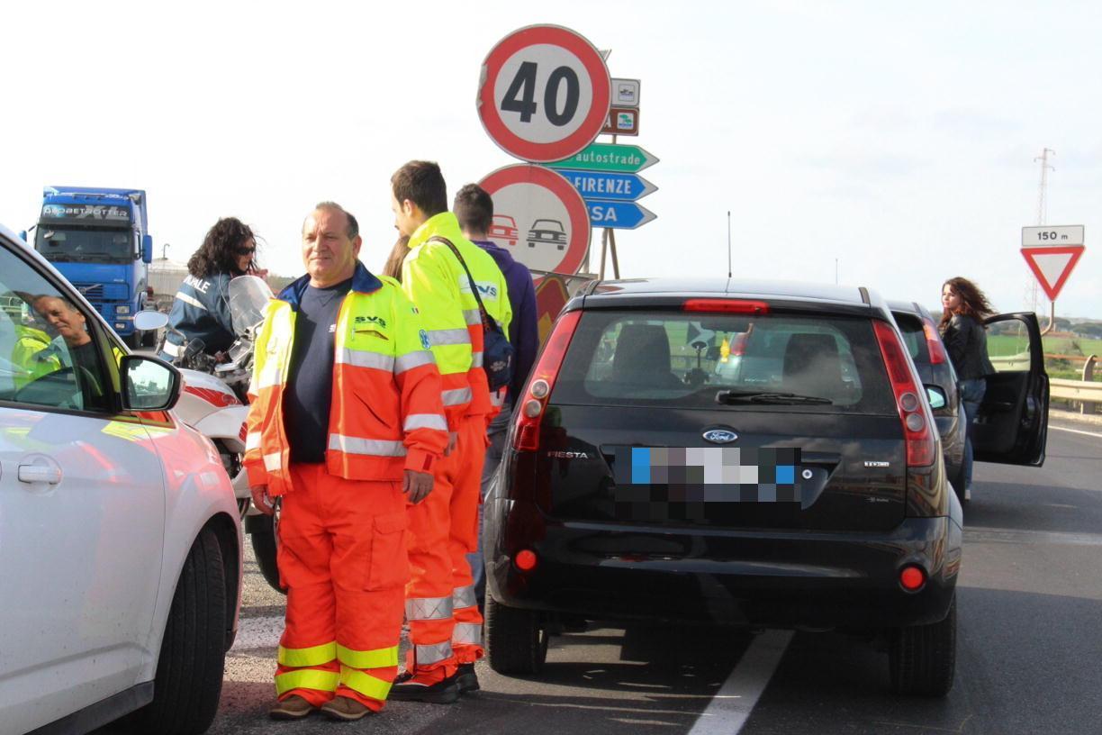 Un incidente in via Leonardo Da Vinci (foto d'archivio)