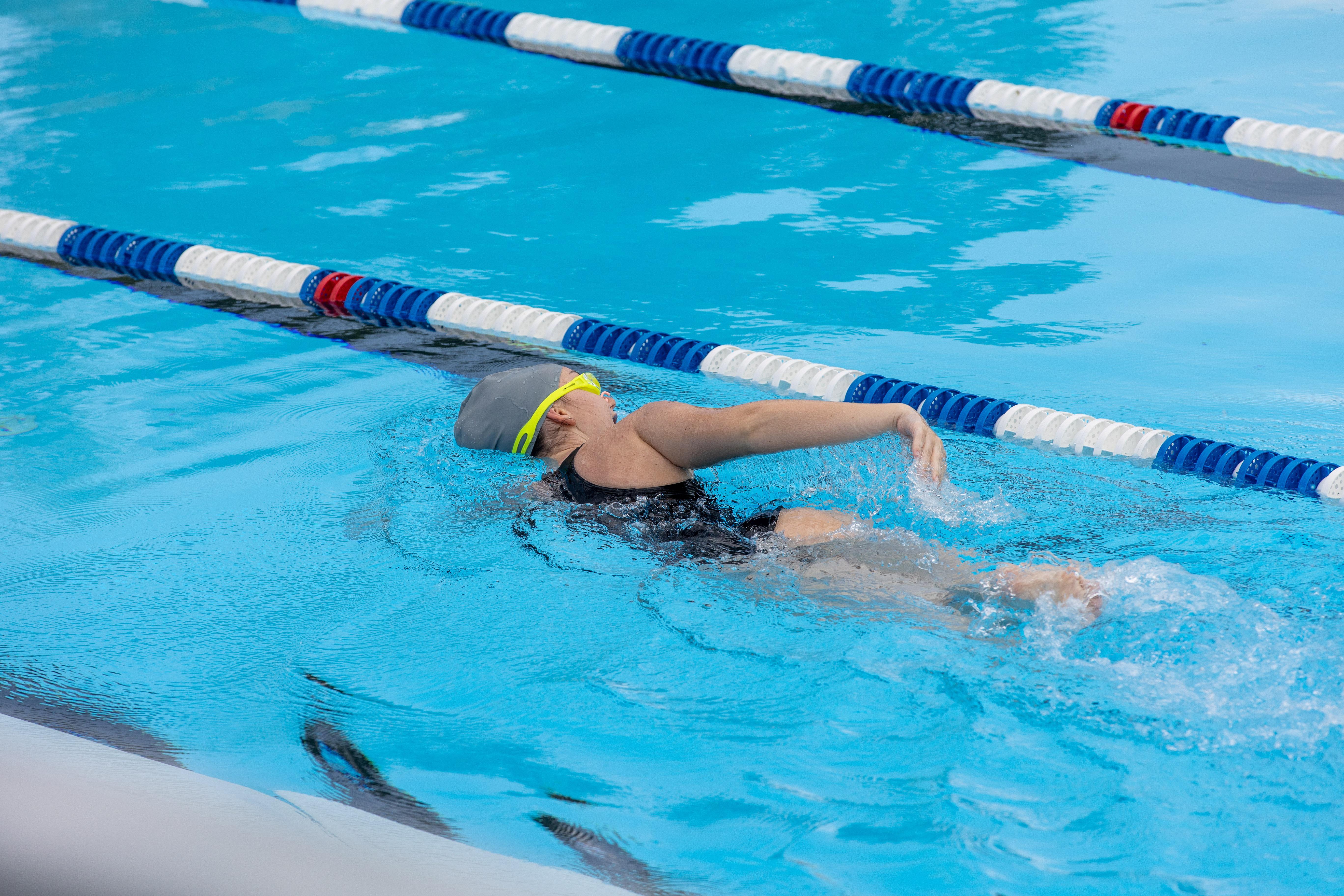 Un allenamento in piscina (foto d'archivio/Rubin)