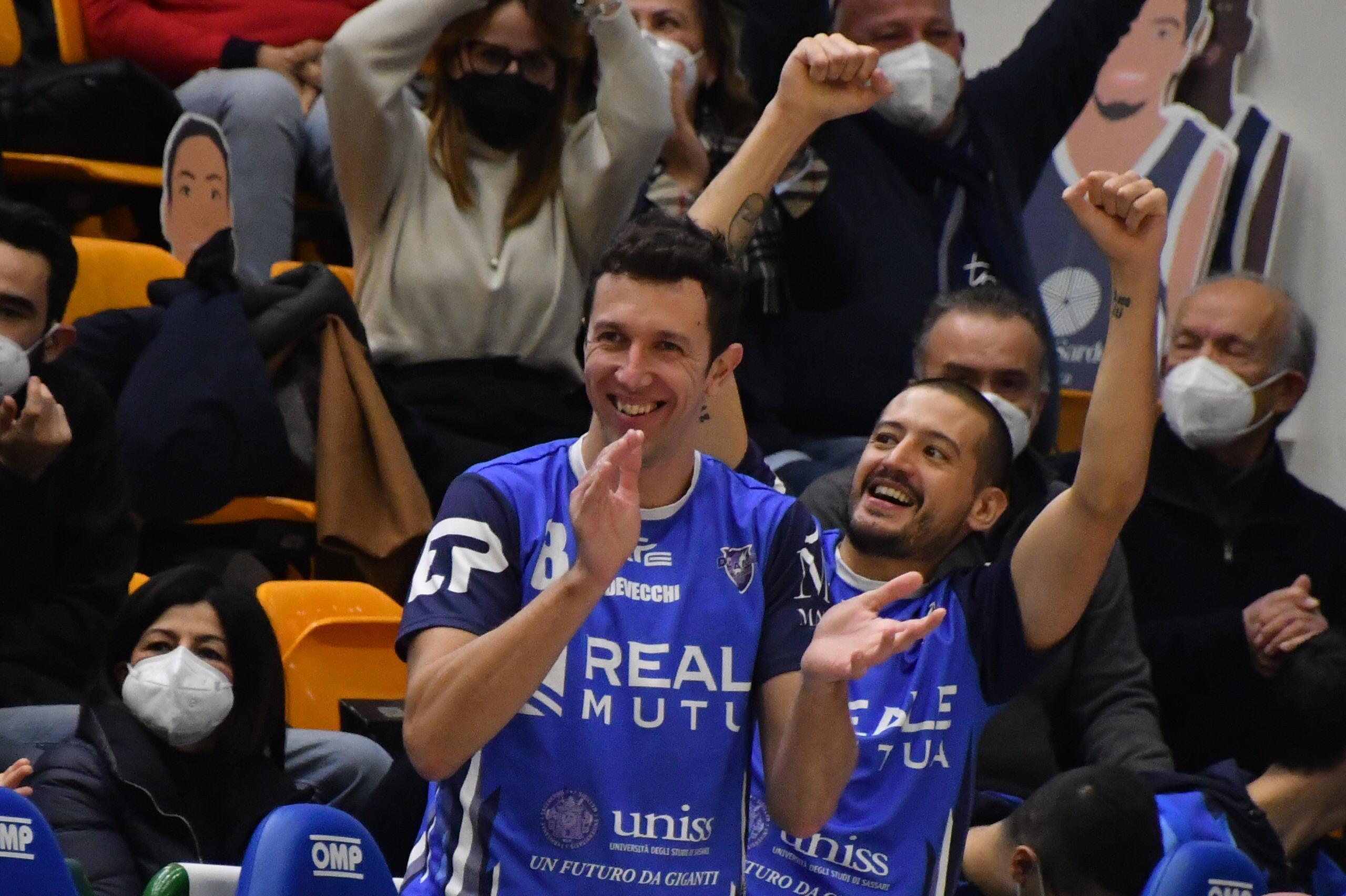 Basket, Brindisi fa un favore alla Dinamo: è Final Eight