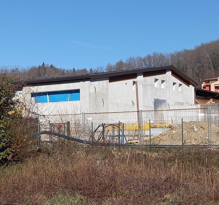 Prende forma la nuova mensa delle scuole elementari 
