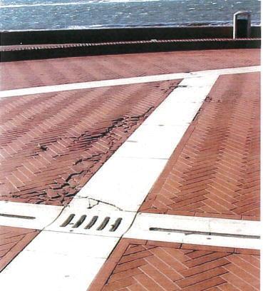Sarà ripristinata la pavimentazione sul lungomare Spesa: 99.500 euro 