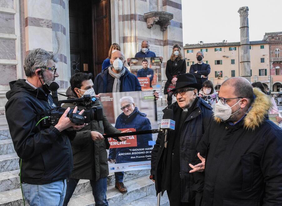 Don Franco va sulla Rai Ma gli over 50 indugiano