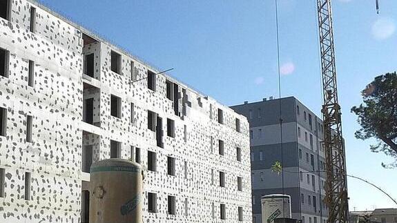 Un blocco stradale per “difendere” il cantiere contro la smobilitazione