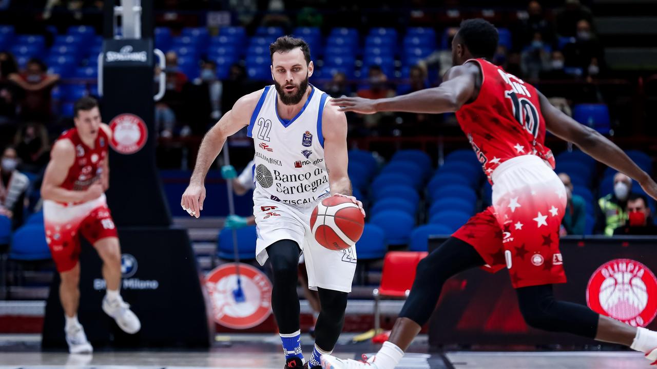 Basket, la Dinamo blinda Stefano Gentile fino al 2025