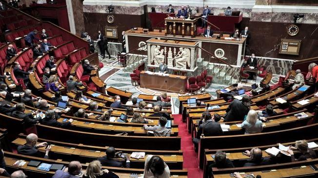 Covid: Francia, super green pass in vigore da lunedì